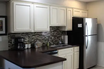 Image de Lovely 4 bedroom 2 bath home in Windsor Hills