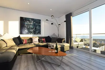 Image de Amazing View | Beachfront 3br | 5Beds | 7 Guest