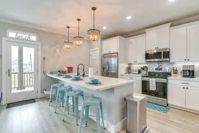 Image de ‘Bless Shore Heart’ Beach Rental, Near Waterfront