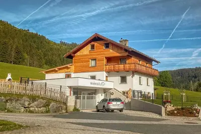 Image de Belle maison de vacances à Filzmoos, avec sauna