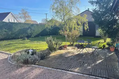 Image de Logement de charme tout neuf et très bien équipé situé dans jardin privé.