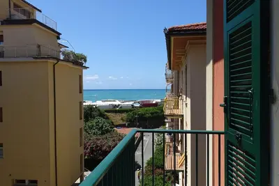 Image de Appartement de vacances Levanto pour 1 - 6 personnes avec 3 chambres à coucher - Logement de vacance