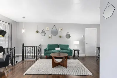 Image de Home Away from Home|4br|Fenced Yard|King Beds|WiFi
