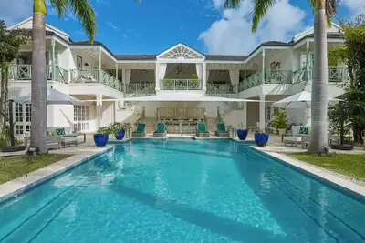 Image de Cool Wind in St James by Personal Villas - Beach Club Access