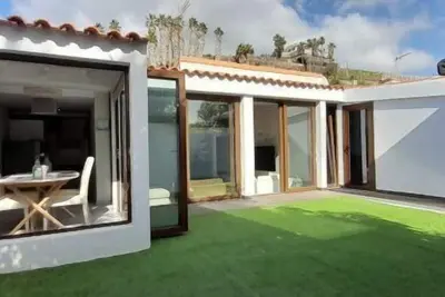 Image de 2 bedroom bungalow with garden (K310)