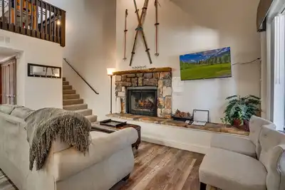 Image de Heavenly Ski Condo, Modern, close to town, beaches and skiing (Sl759u)