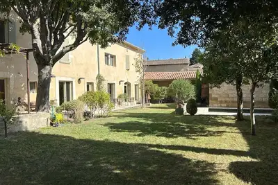 Image de Mas 18eme -  Vieux Village Des Angles - 10 Min Avignon