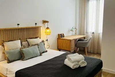 Image de A (Va070. 2. 8) Th Mediterranean Suites 8
