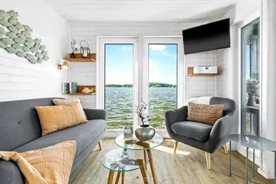 Image de Houseboat moments of happiness for 4 people with roof terrace on the Baltic Sea fjord Schlei