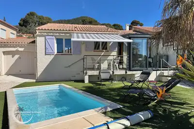 Image de Villa Les Vignes du Paradis • Piscine • Jardin