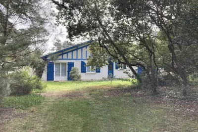 Image de Maison de vacances 'Villa Au Cap-ferret Ref 94' avec terrasse privée, jardin privé et Wi-Fi