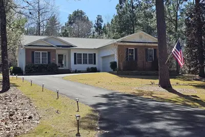 Image de Reduced & Available for Us Open! Seven Lakes North community, golf, swimming +++