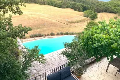 Image de Maison de campagne 10/12p, piscine, parc, terrasses avec vue