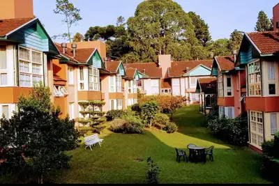 Image de Duplex Elegante com 2 Quartos, 2 Banheiros em Gramado em CondomĂnio Fechado