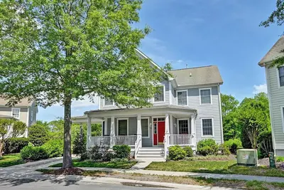 Image de Newly Updated 7 bedroom home located in the Bear Trap Dunes Community. Sleeps 20. Excellent Amenities! Wifi, Community Pool, Shuttle to the Beach, Tennis, and more!