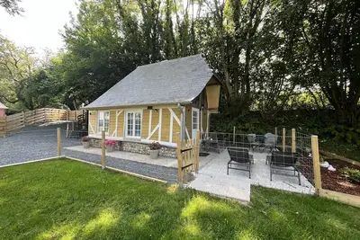 Image de Le Poulailler De La Bulterie*** - Tiny Cottage cocooning