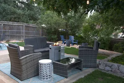 Image de Mountain View, Sunny Patio, Social Kitchen Getaway