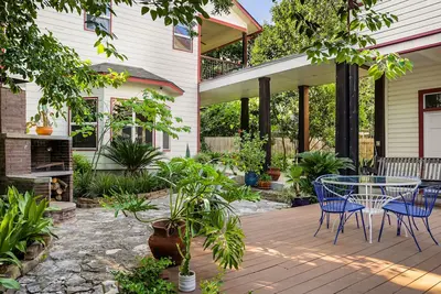 Image de Austins only downtown bed and breakfast in the heart of the Historic Clarksville