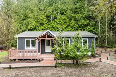 Image de Brand New Home On 4 Acres With Private Hot Tub