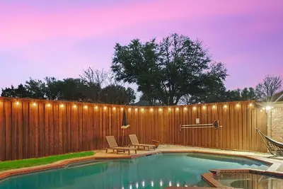 Image de Beautiful 5Br 2Bath DeSoto Home with Pool