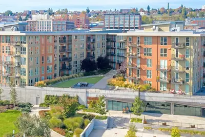 Image de Landing at The Henry - 1 Bedroom in New Tacoma