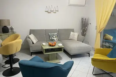 Image de Appartement à louer dans résidence sécurisée piscine privée près de la mer.