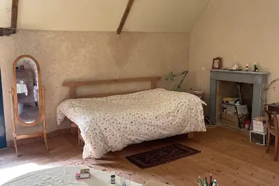 Image de Maison spacieuse, atypique, centre bourg, de plain pied.
