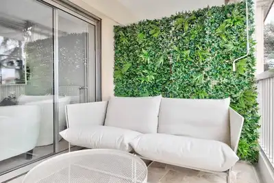 Image de Superbe studio avec terrasse à 10 min de la plage