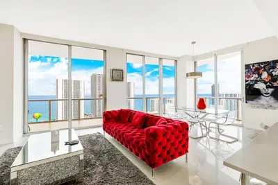 Image de ★★★★★Dream-Sky Mansion. 3dbr/3ba Luxury Penthouse. 33rd Floor. Direct Ocean View