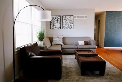 Image de Newly Renovated Condo Sleeps 11