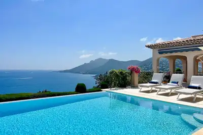 Image de Location sur la Côte d'Azur d'une villa à Théoule sur mer