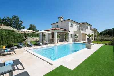 Image de Beautiful Villa with Private Pool