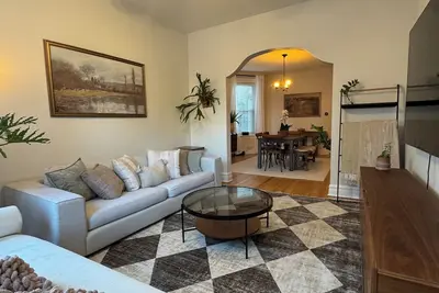 Image de Stunning Duplex Retreat 3br 2br, Minutes from Downtown Chicago!