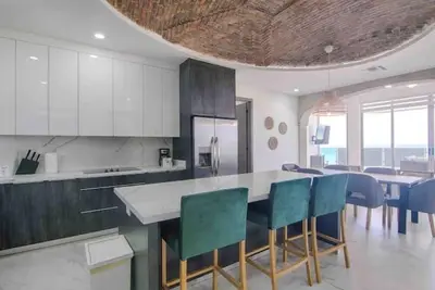 Image de Rocky Point, Esmeralda C 402