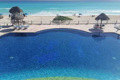Image de Blue MarlĂn Familiar & Caribe Beach