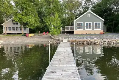Image de Two Private Lake Champlain Cottages