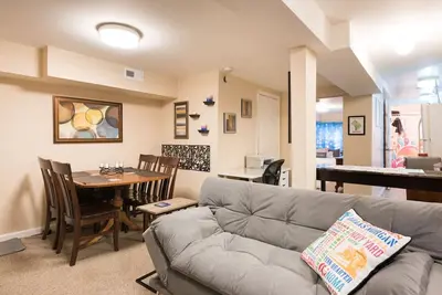 Image de English Basement Apt in a Classic Dc Neighborhood