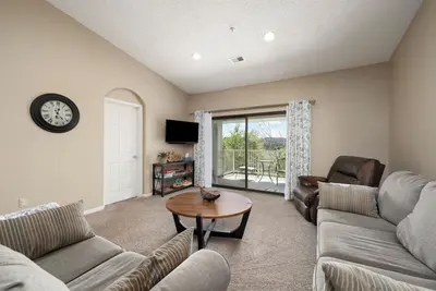 Image de 2 Bedroom Branson Condo with pool; Family fun