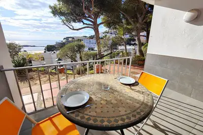 Image de 2213 - El Corsario, C, B-2 (Sc2), Dans La Meilleure Crique De Roses, Almadraba, Mer Cristalline. Vue Sur La Mer, Relax, PRÈS Du Chemin De Ronde.