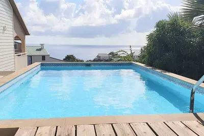Image de Villa Saint Gilles Les Bains vue mer 4 chambres piscine