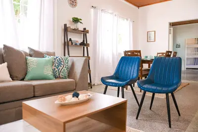 Image de 4 bdrm Vacation home. Swimming Pool. Full Kitchen. WiFi. Netflix. A\/C.