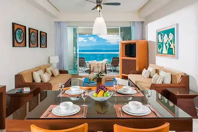 Image de Stunning 2br Suite Near Marina Vallarta Beach