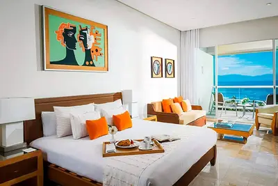 Image de Radiant 2br Suites Close Paradise Village Pier