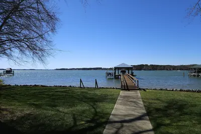 Image de Lake Norman's Best Lake views! !