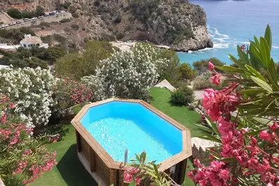 Image de Villa avec Piscine vue mer - Plage à 100m