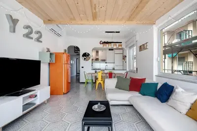 Image de Penthouse au centre avec vue mer