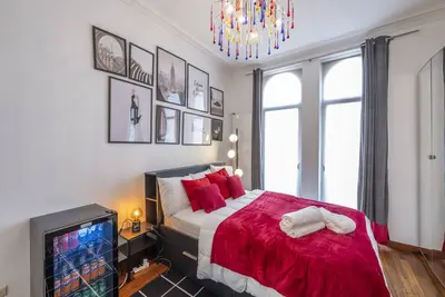 Image de Superior Double Room - Bed & Breakfast - Free Breakfast + Gym