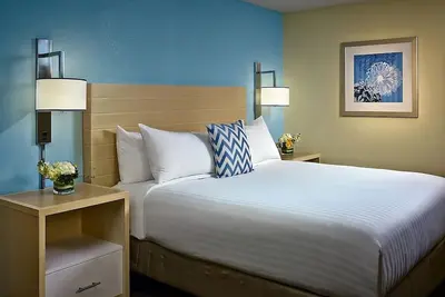 Image de St. Louis Adventure Base: Comfortable Accommodations, Explore Nearby Attractions