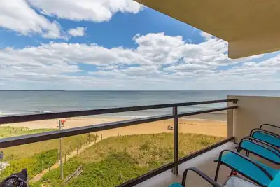 Image de Oceanfront Seawatch Condo unit 402