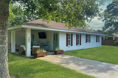 Image de No Cleaning Fee! <0. 6 Miles to the Beach. Pet Friendly! Cast-a-Wave 228Vacay